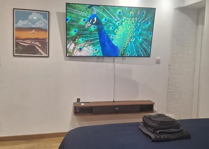 New! Charming Modern In Perpignano