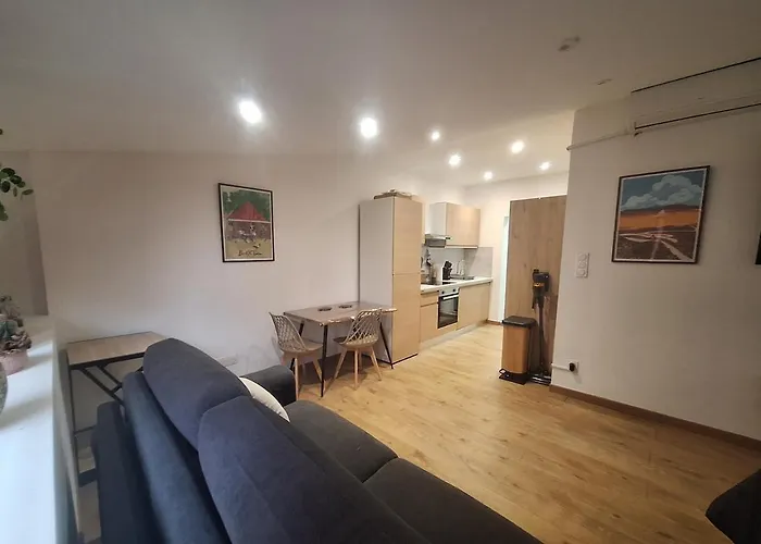 New! Charming Modern In * Perpignano