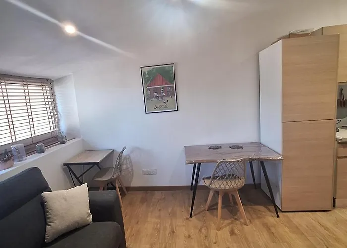 New! Charming Modern In *